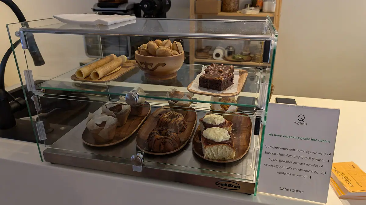 Greggs – bakery & café in Sapley, Huntingdon